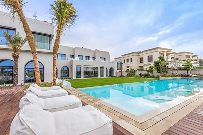 Villa at Emirates Hills
